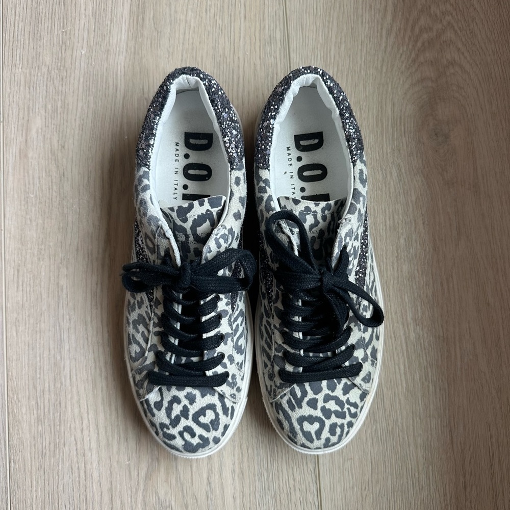 DOF Department of Finery Gray Leopard Silver Lightning Bolt Sneakers